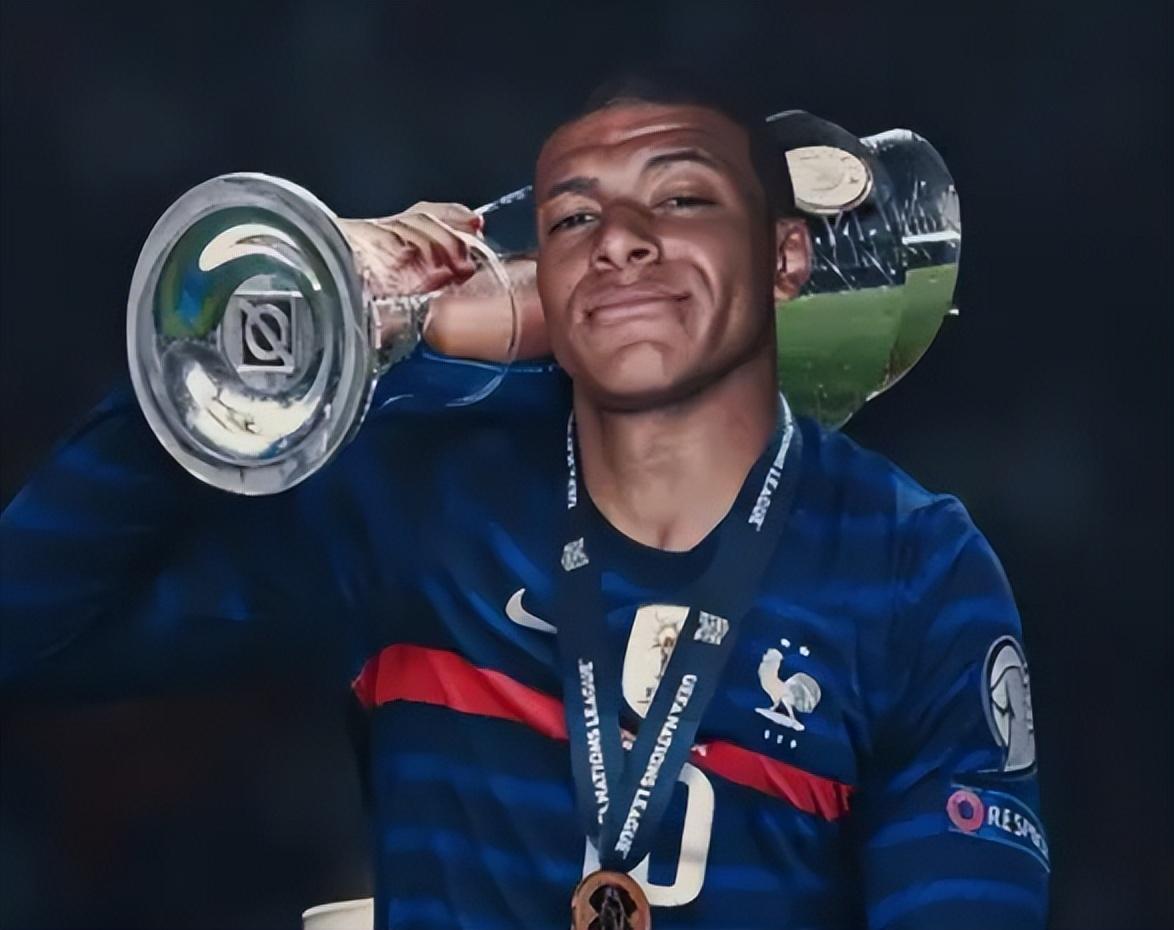 广东男篮防守反击轻取上海