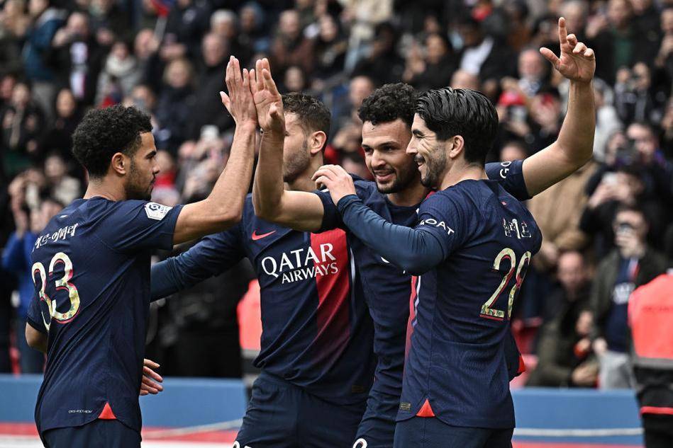 慢镜头：水晶宫将为比塞克报价3000万欧，但球员对其不感兴趣