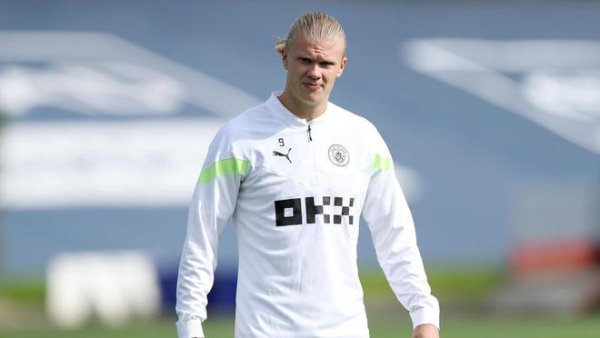 懂球帝2025年10月足坛MVP：姆巴佩蝉联！