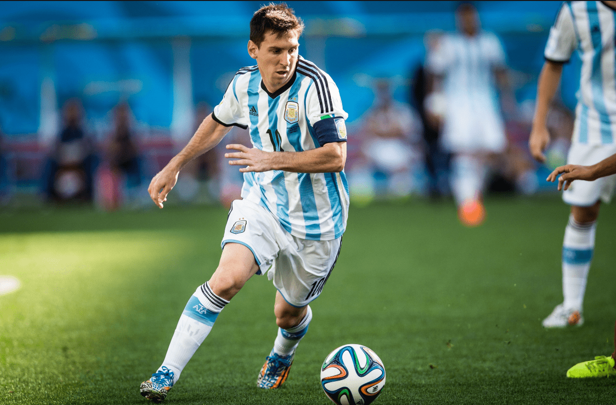 国米4-0横扫劲敌：劳塔罗连场破门状态回归，恩里克助攻令人欣喜