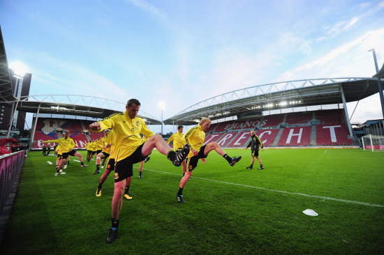 米多指责利物浦种族歧视萨拉赫，称杰拉德未受同等对待